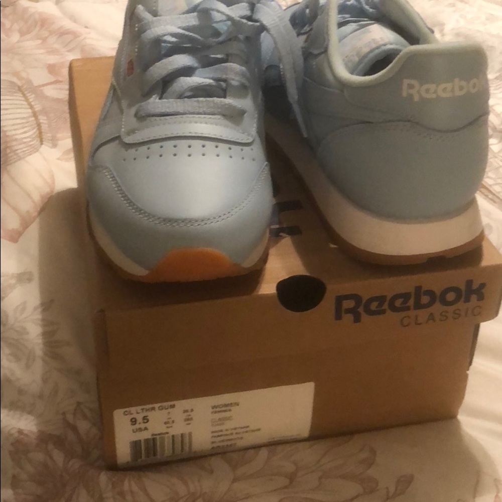 Reebok shoes (light blue)